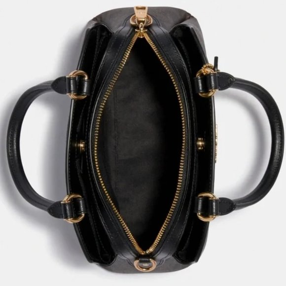 Nwt Coach Mini Lilly in Signature Canvas satchel crossbody  2 in 1 - Picture 3 of 11